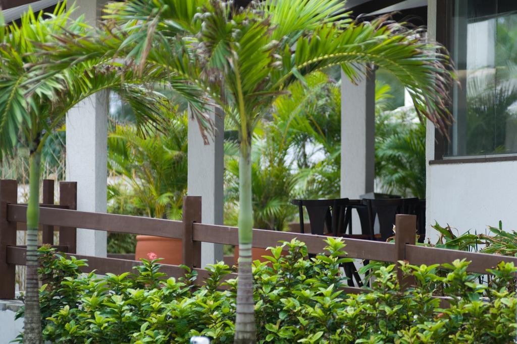 Oyo Hotel Arembepe Beach Hotel, Camacari Dış mekan fotoğraf